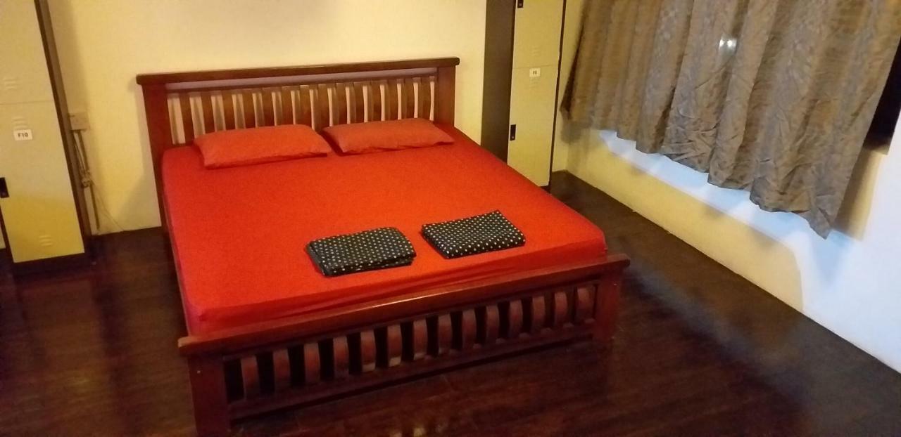 1981 Guest House Ipoh Ngoại thất bức ảnh